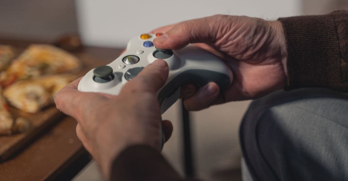 Valve Opened Steam Machine Reservations Mid-Sale. Here Is Why